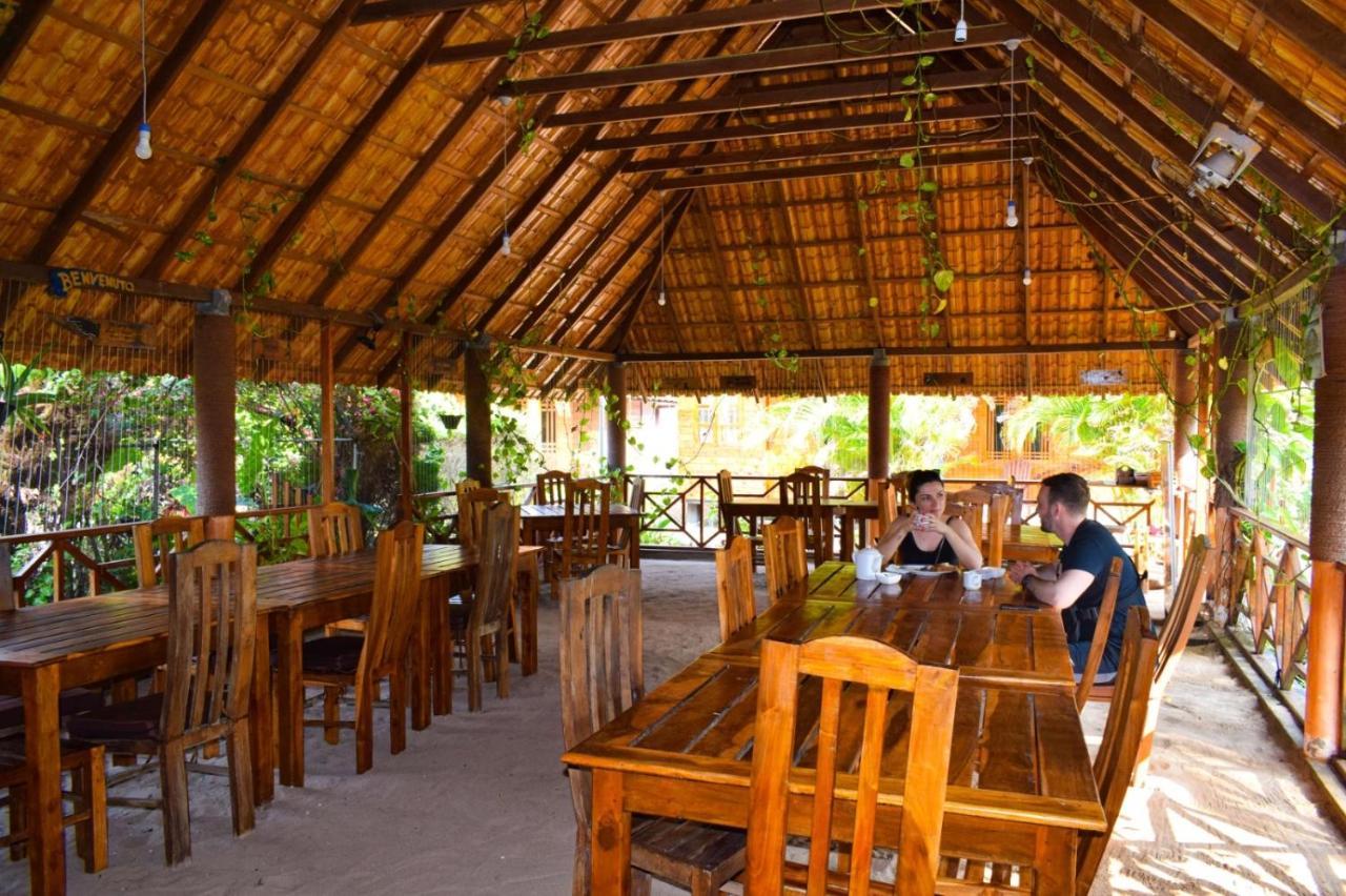 Mithra Paradise Beach Hotel Nilaveli Exterior foto