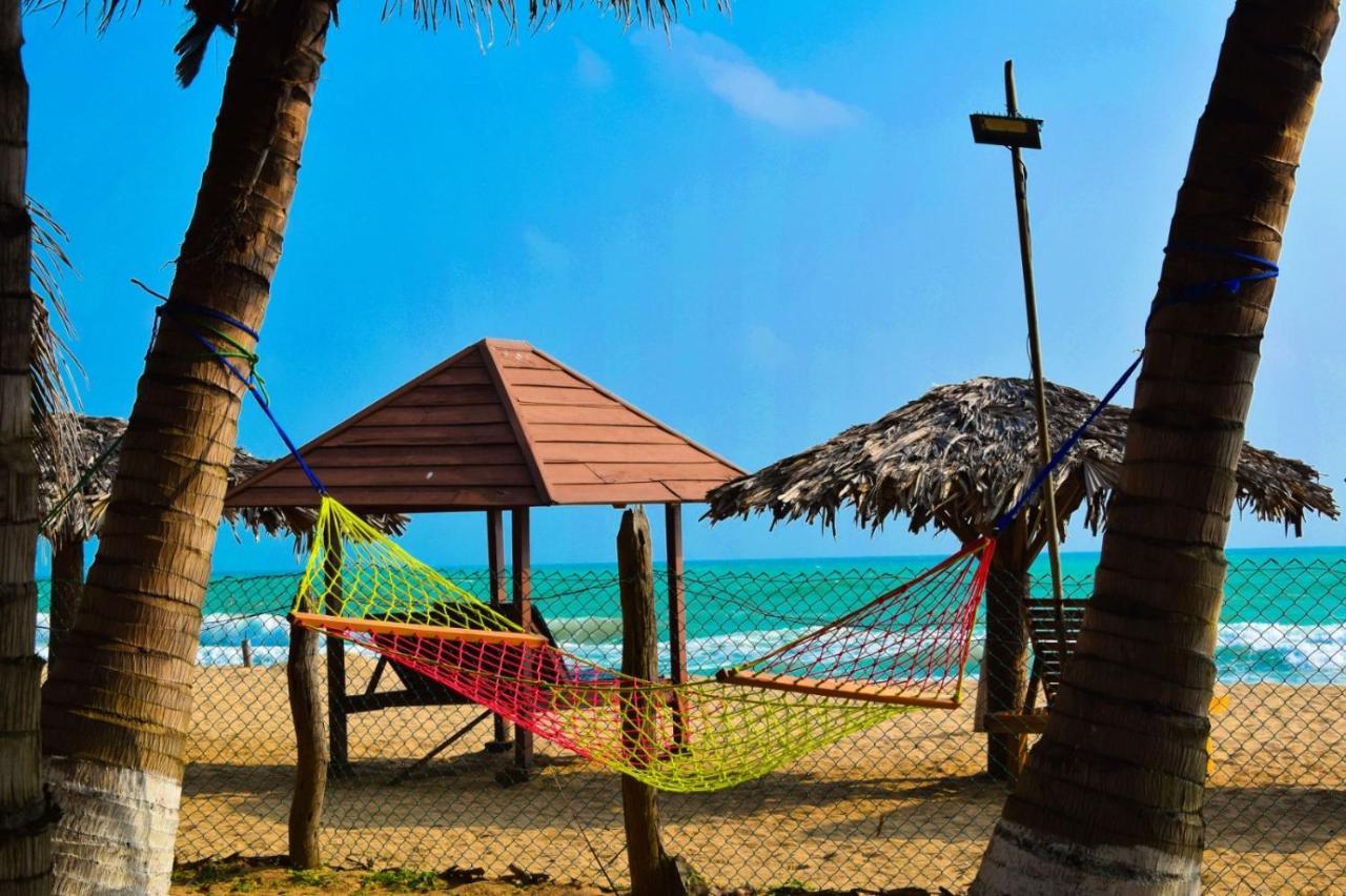 Mithra Paradise Beach Hotel Nilaveli Exterior foto